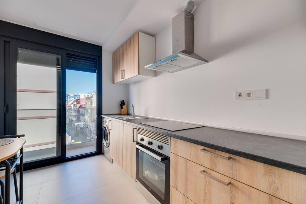 Lxr Lombok 2Hab Junto Al Mar Lägenhet Fuengirola Exteriör bild